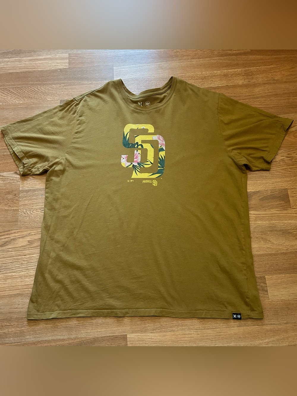 Hurley Olive Green Men's Graphic Tee with Floral SD Logo